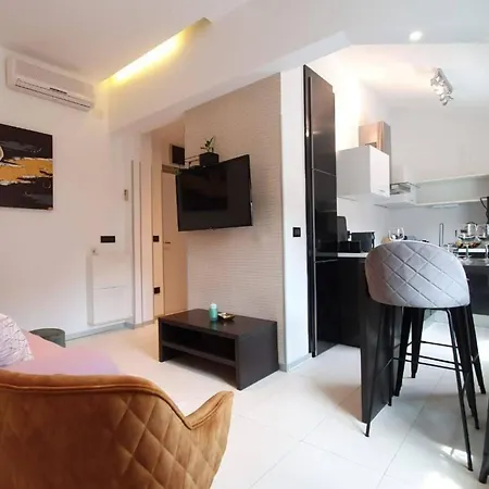 Appartement Royal Centar - Happy Pula