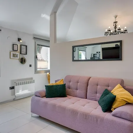 Apartment Royal Centar - Happy Pula